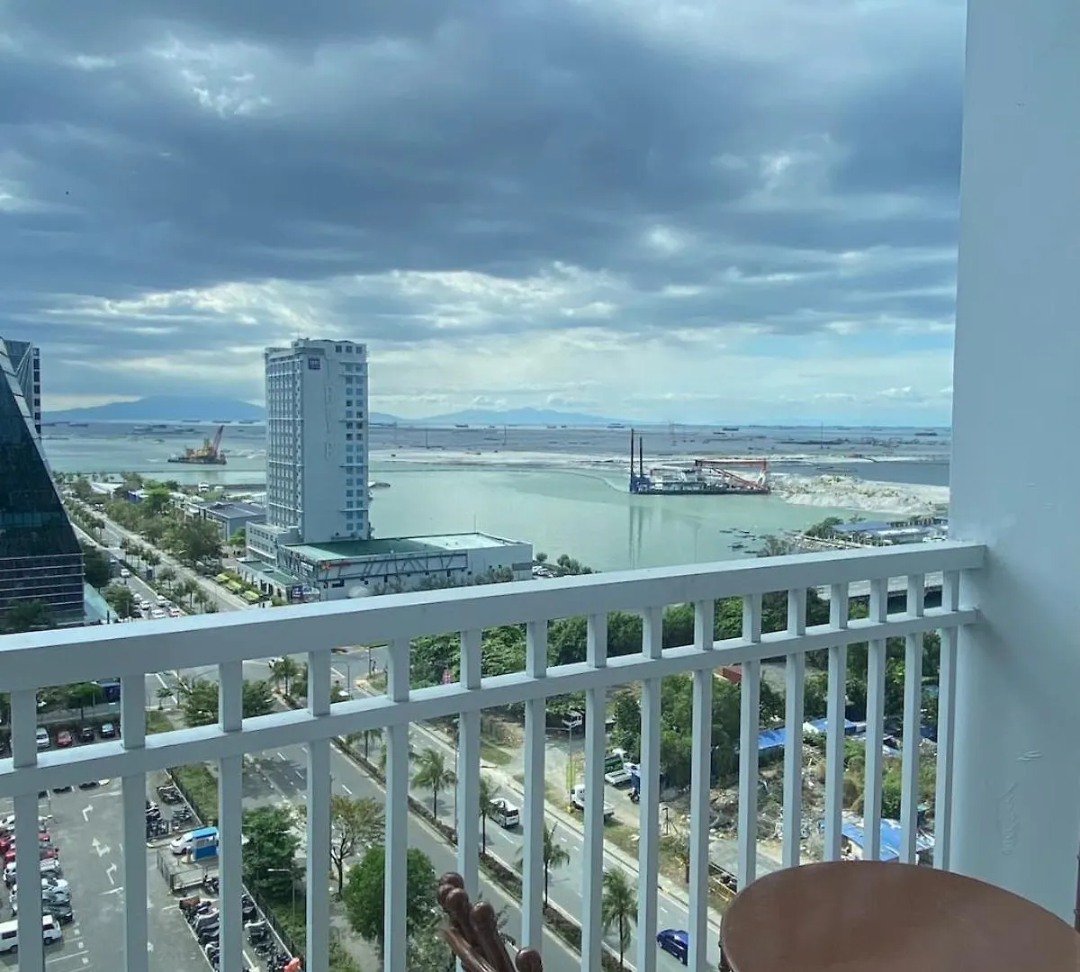 Apartment Shore Residences With Manila Bay View Near Mall Of Asia And Ikea